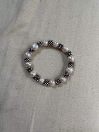 Pulsera de perlas y plata