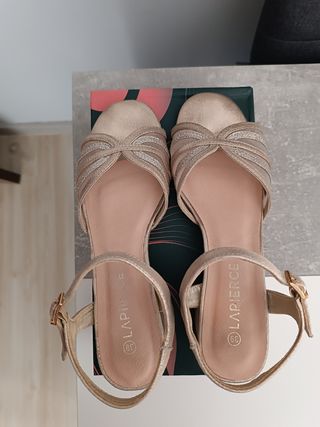 Sandalias de tacón LAPIERCE doradas