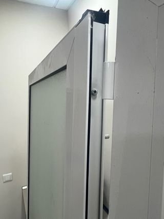 Puerta doble de aluminio