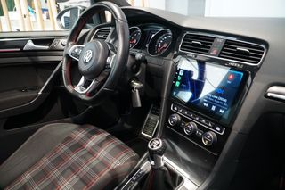 Volkswagen Golf GTI PERFORMANCE 230CV 