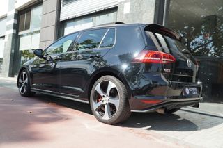 Volkswagen Golf GTI PERFORMANCE 230CV 