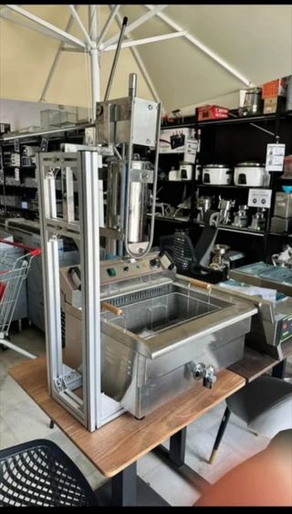 Máquina de buñuelos y donuts