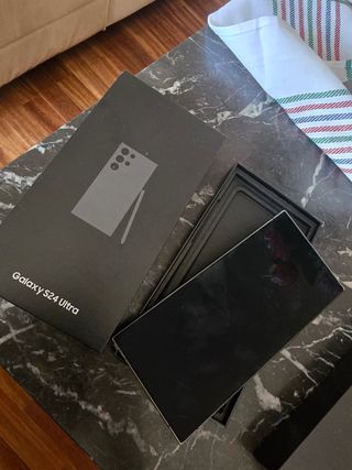 Samsung Galaxy S24 Ultra tengo 2 620€ cada uno