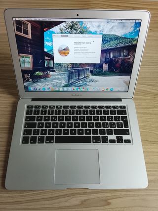 MacBook Air 13 2017 1.8GHz i5 8GB 128GB Argento