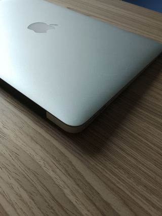 MacBook Air 13 2017 1.8GHz i5 8GB 128GB Argento