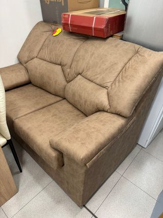 Sofá de 2 plazas beige -  Nuevos !!!