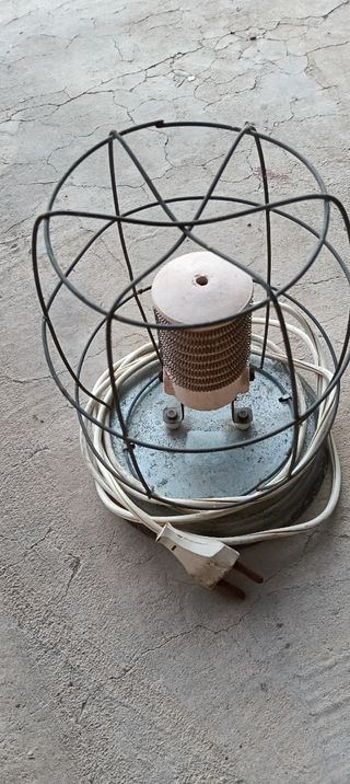 Estufa de resistencias años 60-70 mesas camilla