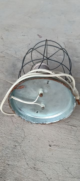 Estufa de resistencias años 60-70 mesas camilla