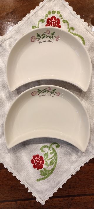 2 Piatti Mezzaluna Ceramica Fiori