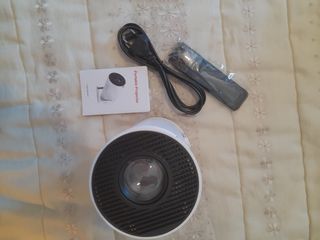 Proyector Portátil Ultra HD,nuevo sin uso