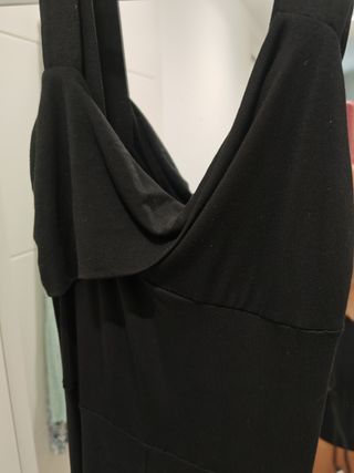 Vestido negro Mango