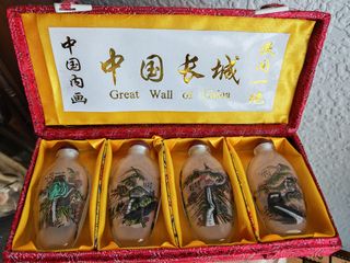 Frascos de vidrio chinos con tapa roja