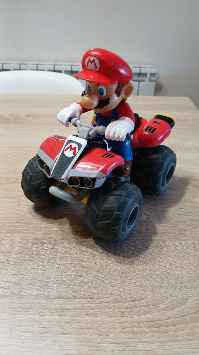 Coche RC Mario Carrera Quad teledirigido 