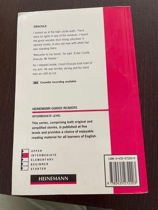 Dracula: Intermediate Level (Heinemann Guided R...