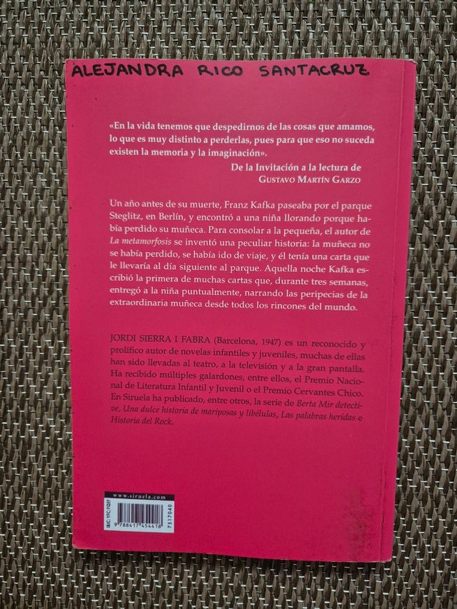 Kafka y la muñeca viajera