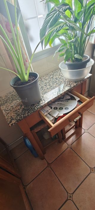 Mesa de cocina mármol y madera