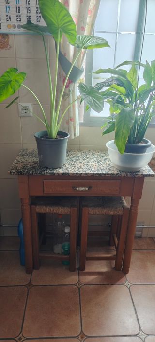 Mesa de cocina mármol y madera