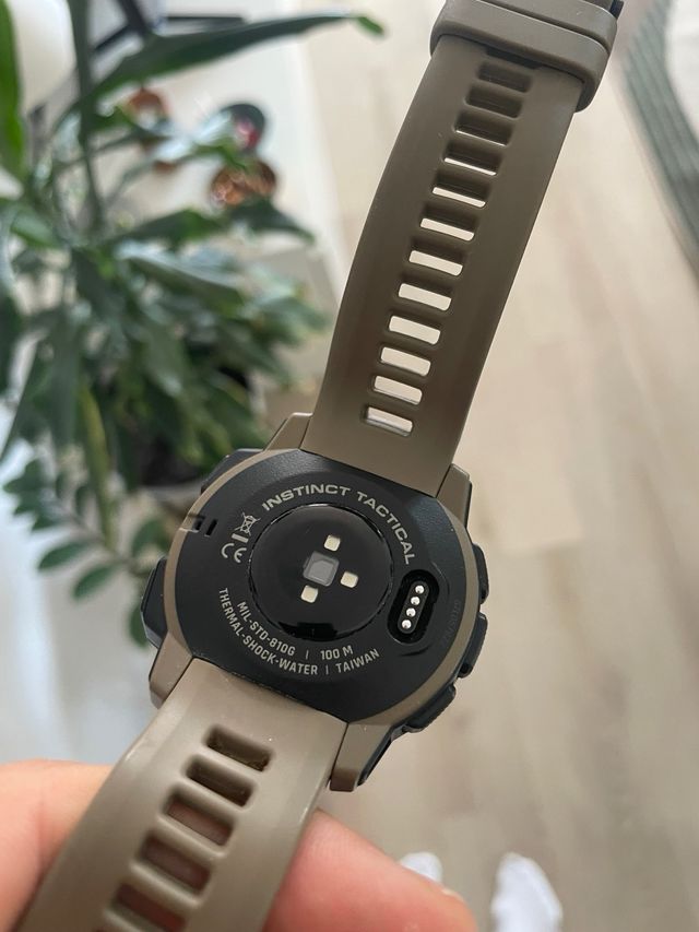 Garmin Instinct 2 en excelente estado