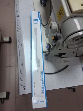 Lámpara LED Blanca para Máquina de Coser