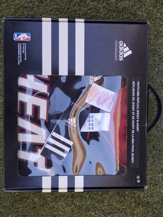 Equipación Miami Heat Wade Adidas Talla 15-16