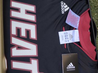 Equipación Miami Heat Wade Adidas Talla 15-16
