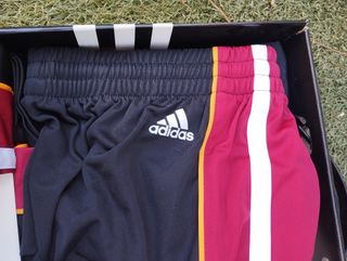Equipación Miami Heat Wade Adidas Talla 15-16