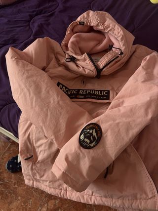 Abrigo rosa Pacific Republic