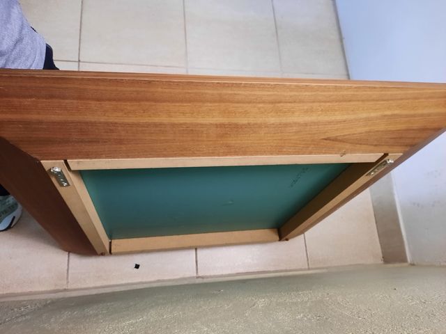 Espejo cuadrado de madera. 80/80