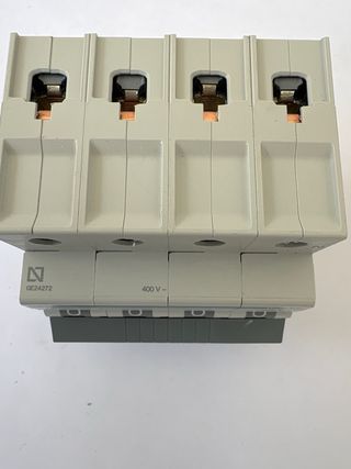 Interruptor Térmico Hager 4x25A