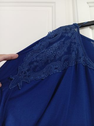 Camiseta azul de Encuentro