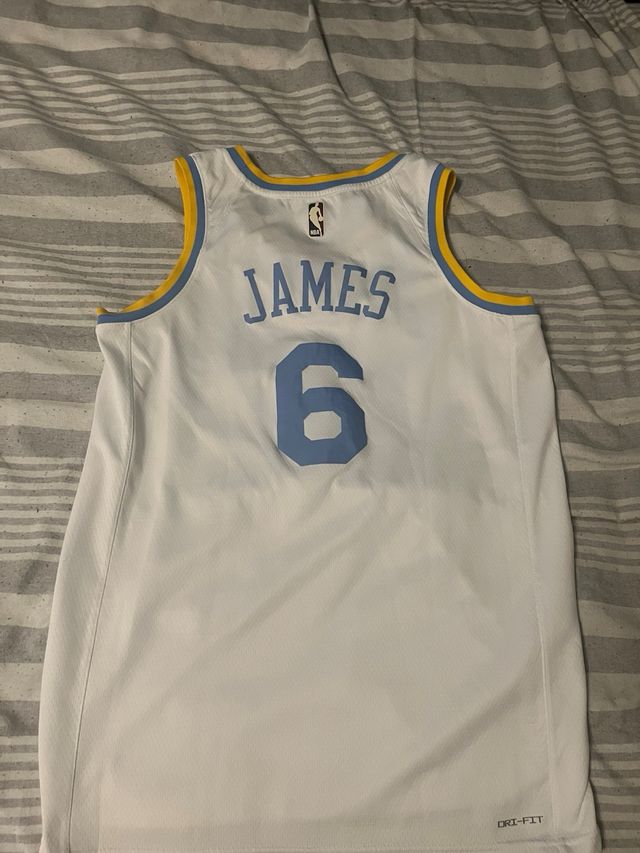 Camiseta NBA Lakers #6 Blanca Talla M