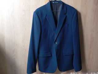 Traje de chaqueta talla 42 y pantalón  talla 40