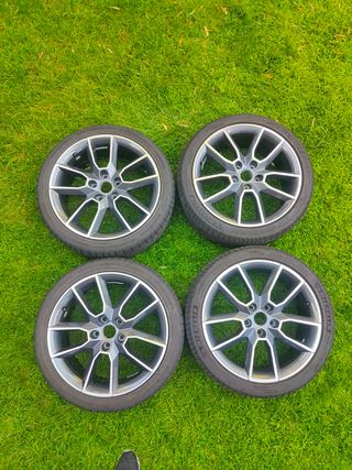 Llantas 18"