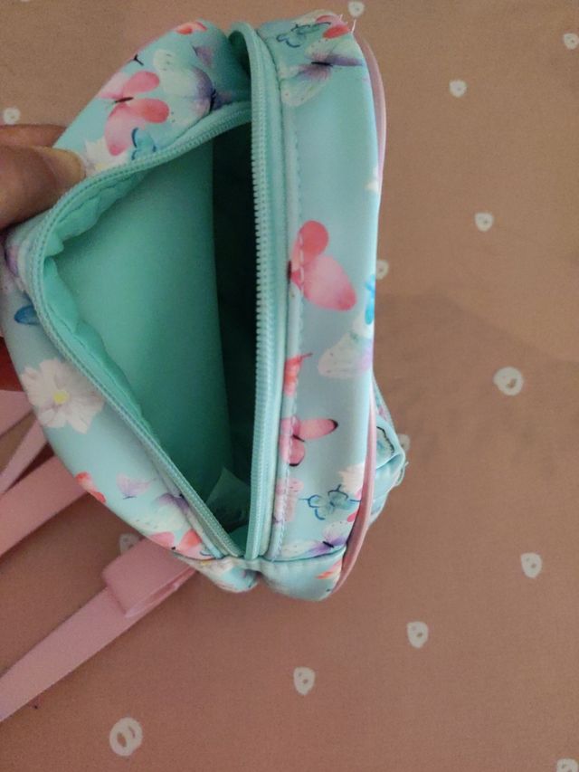 Mochila infantil mariposas 20*8*20