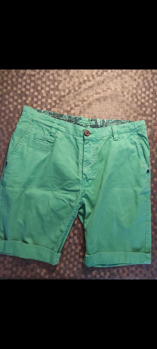 Lote 3 Pantalones Cortos Chico T. 30 y 34