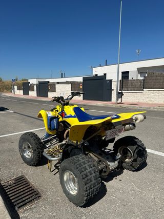 Suzuki LTZ 400