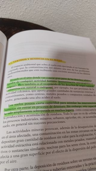 Reciclado y tratamiento de residuos/ Recyclable...