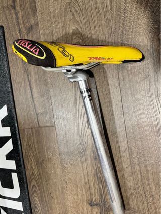 Sillín Selle Italia Trimatic Gel Amarillo