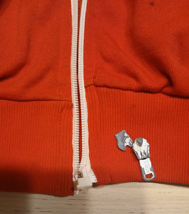 Sudadera vintage CRIS roja