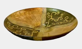 Centro tavola/fruttiera in vetro decorata a mano