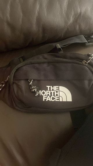 Riñonera The North Face Negra 30 negociable 