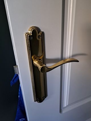 Puerta maciza lacada blanca