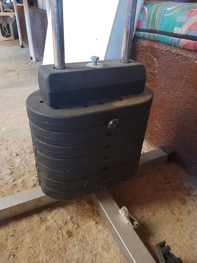 Banco de pesas multifuncional