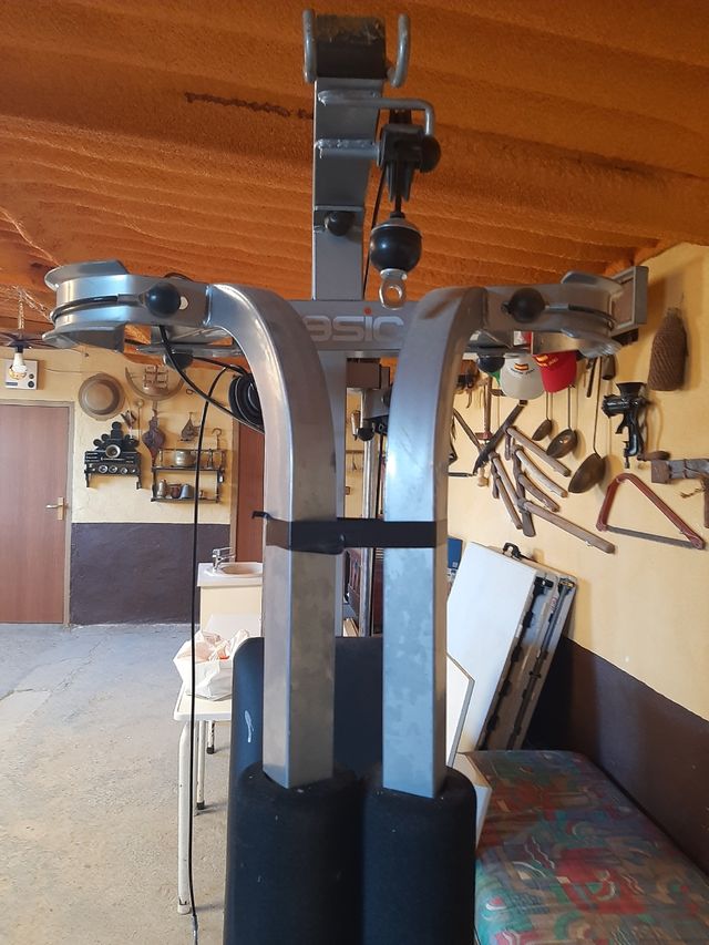 Banco de pesas multifuncional