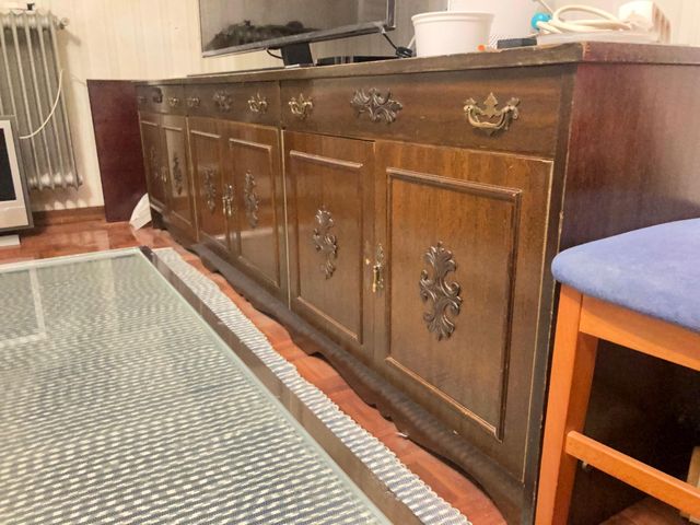 Regalo mueble de salón de madera