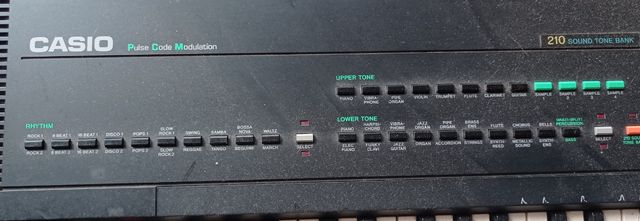 Organo electrico con soporte y funda de transporte