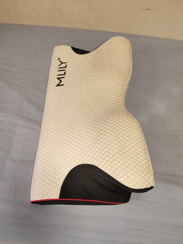 Almohada Cervical MLILY Beige/Negro