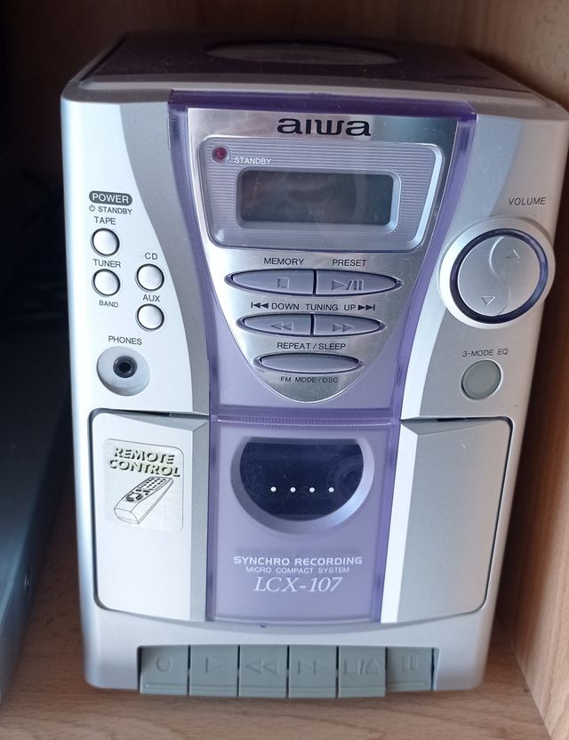 Mini cadena Aiwa LCX-107