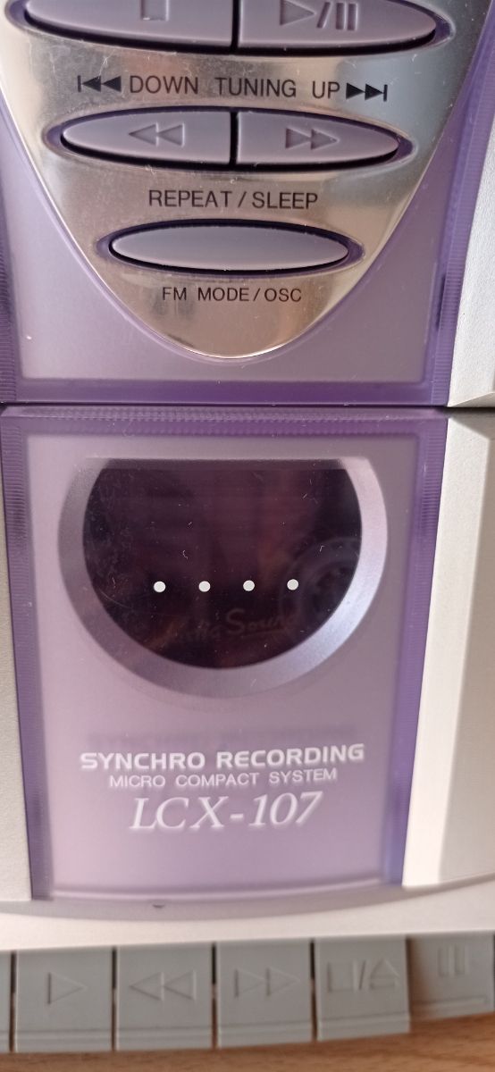 Mini cadena Aiwa LCX-107