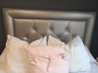 Cabecero Polipiel Gris 150cm.